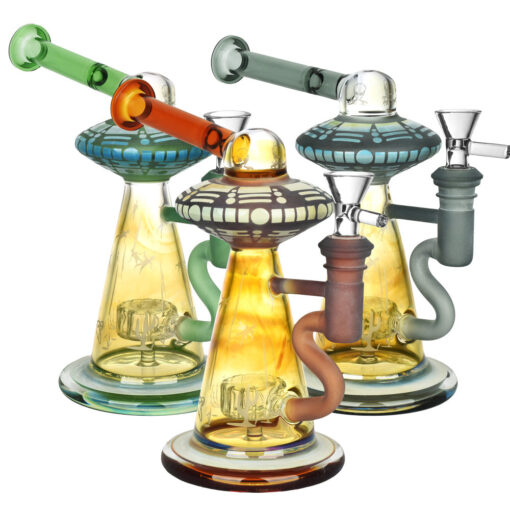 Take Me To Your Leader Water Pipe | 7.75" | 14mmm F - Headshop.com
