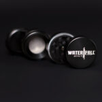 Four-Part Aluminium Grinder with Removable Screen - Gloss Black (43mm) Waterfall